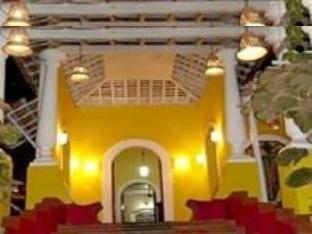 Astoria Hotel Parra ภายนอก รูปภาพ